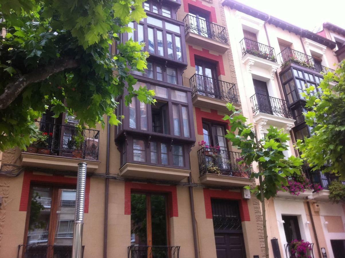 Piso Con Encanto En Zona De Tapas Λογκρόνο Εξωτερικό φωτογραφία